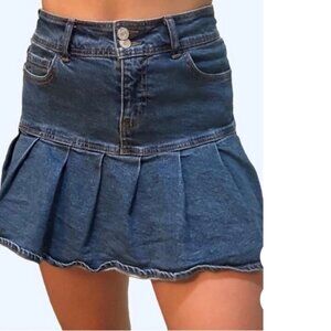 Wild Fable Denim Tiered Mini Skirt Size 4 - SO CUTE! Excellent condition!